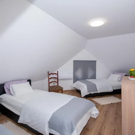 Haz A Szigeten * Fonyód