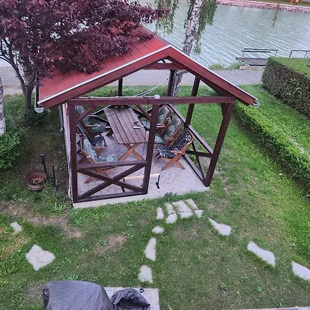 Holiday home Haz A Szigeten