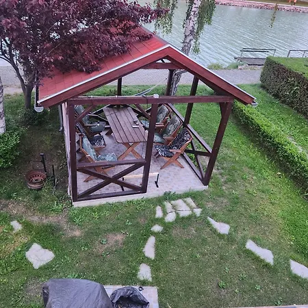 Holiday home Haz A Szigeten