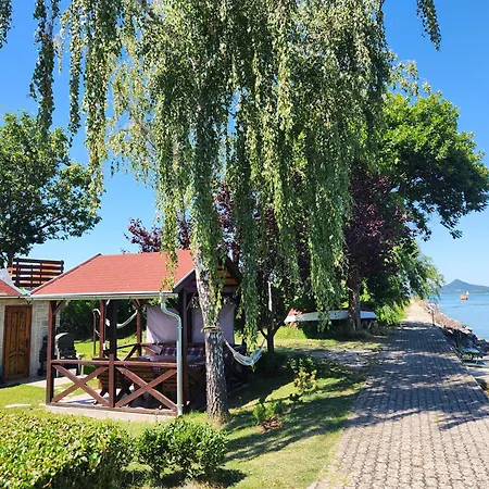 Ferienhaus Haz A Szigeten Fonyód